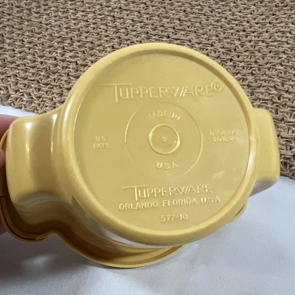 Vintage Tupperware Harvest Gold Double Flip Pour Sugar Bowl Container Yellow 577